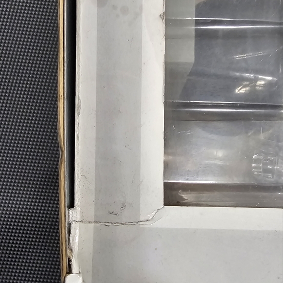 Funko Pop! Deluxe: Star Wars - Bounty Hunters Collection: Darth Vader - GameStop - Picture 6 of 6